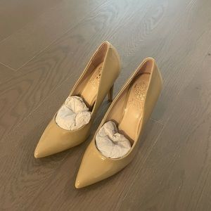 Brand New Vince Camuto Nude Patent Pumps
